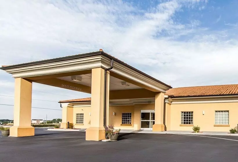 酒店 Quality Inn & Suites