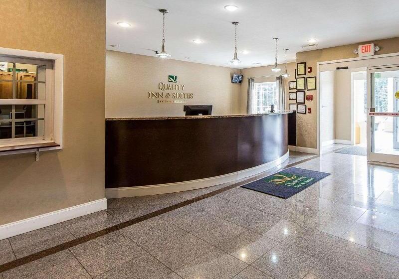 فندق Quality Inn & Suites