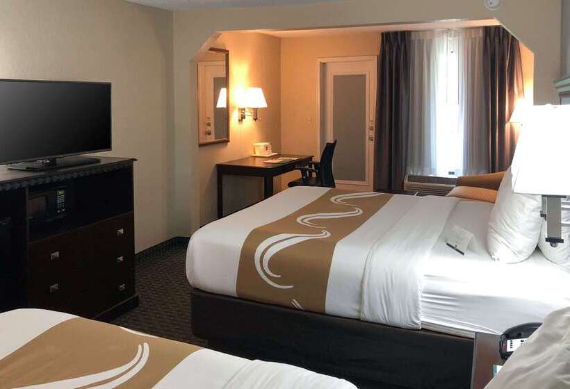 هتل Quality Inn & Suites