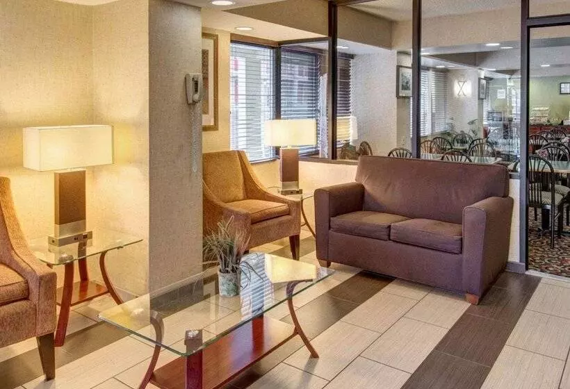 Отель Quality Inn Takoma Park