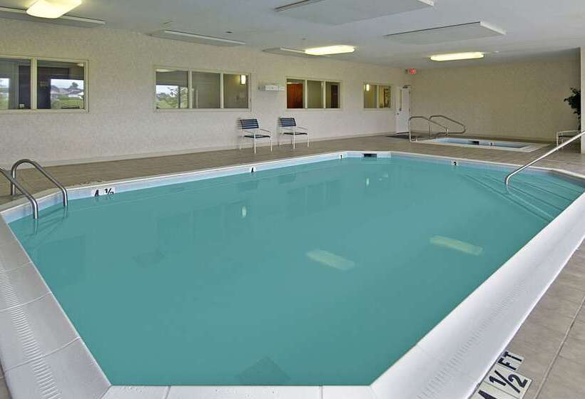 Отель Ramada Limited Mount Sterling