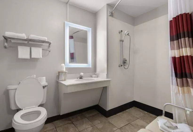 ホテル Red Roof Inn & Suites Savannah Airport