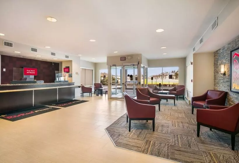 ホテル Red Roof Inn Plus+ Boston Logan