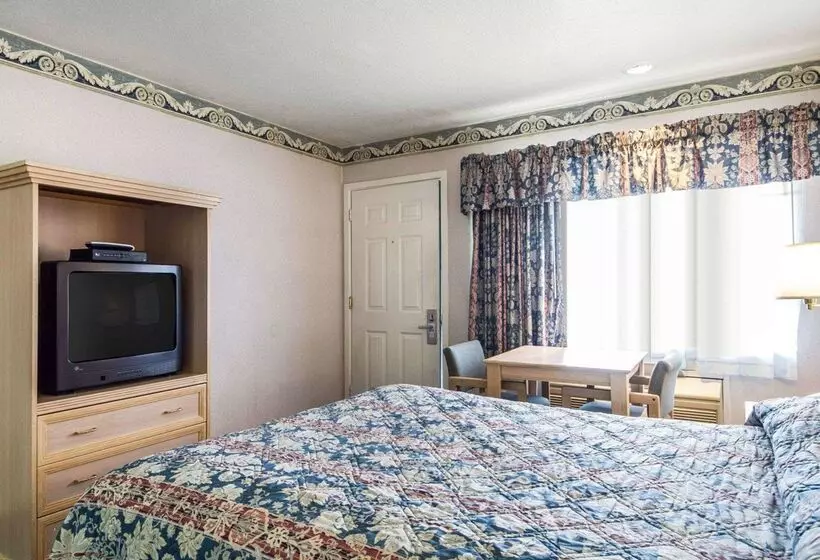 ホテル Rodeway Inn Monterey Near Fairgrounds