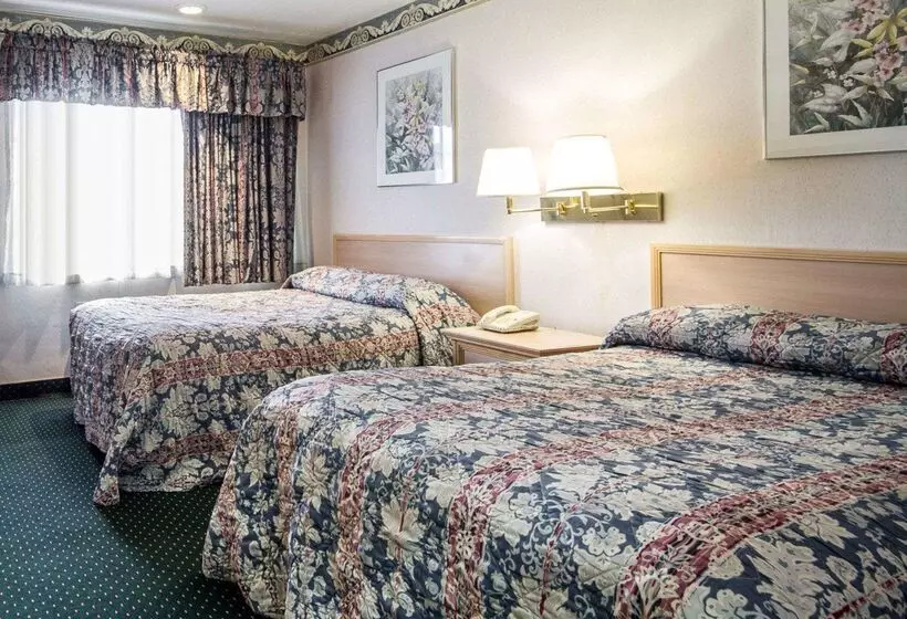 ホテル Rodeway Inn Monterey Near Fairgrounds
