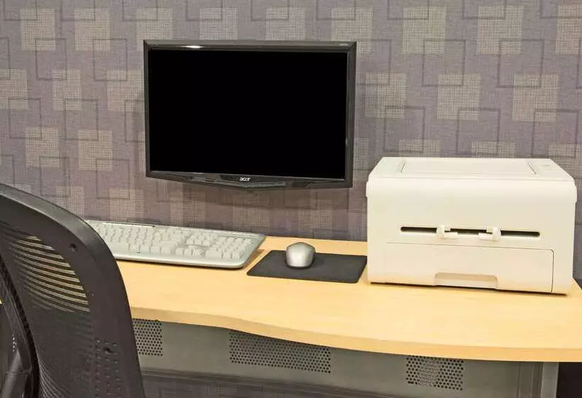 Microtel Inn & Suites By Wyndham Garland/dallas