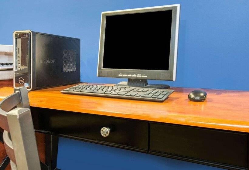 Microtel Inn And Suites By Wyndham Miami Ok