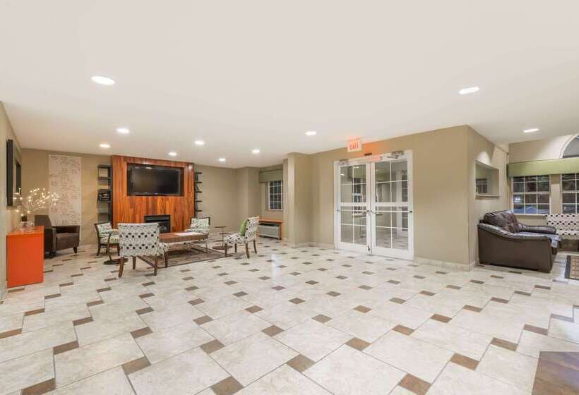 Microtel Inn & Suites By Wyndham West Chester