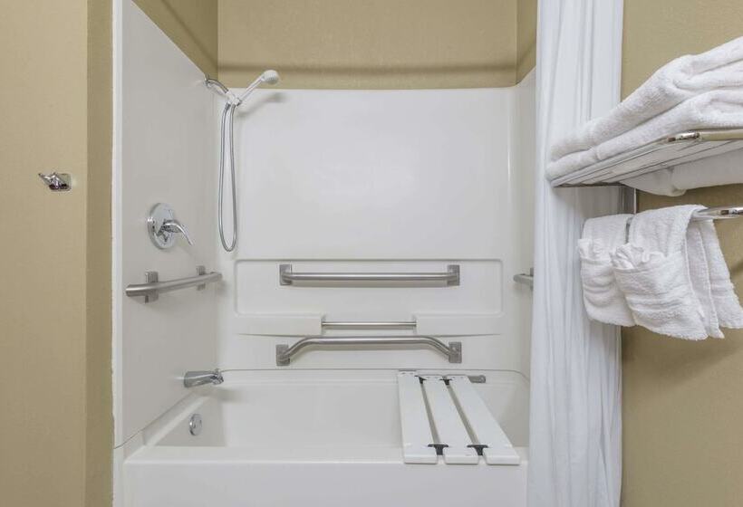 Microtel Inn & Suites By Wyndham West Chester