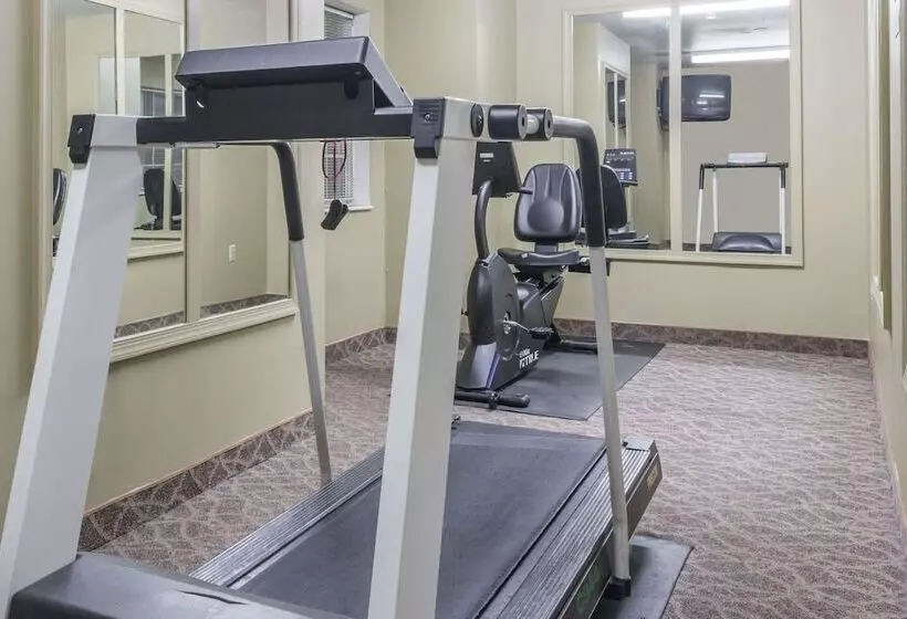 Microtel Inn & Suites By Wyndham West Chester
