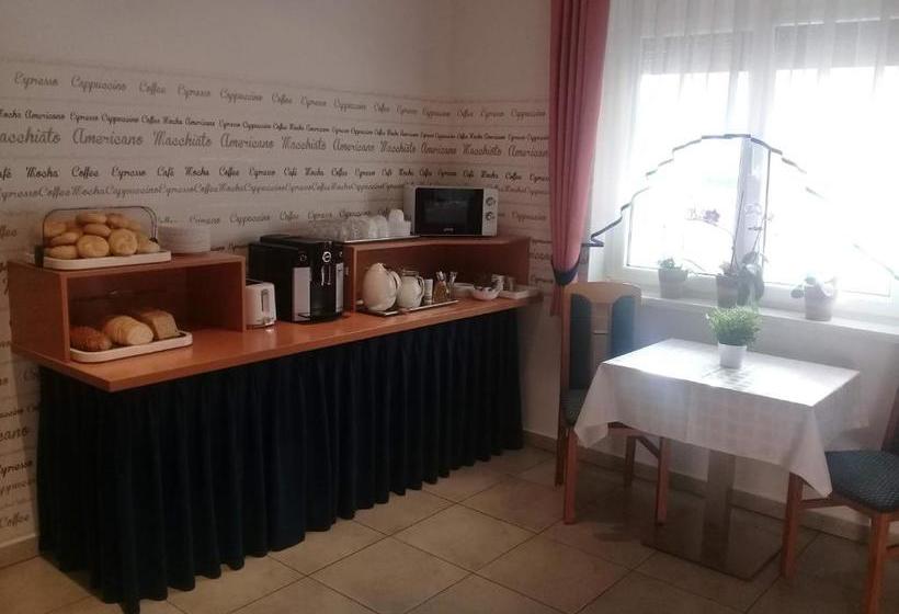 Bed & Breakfast éva Panzió