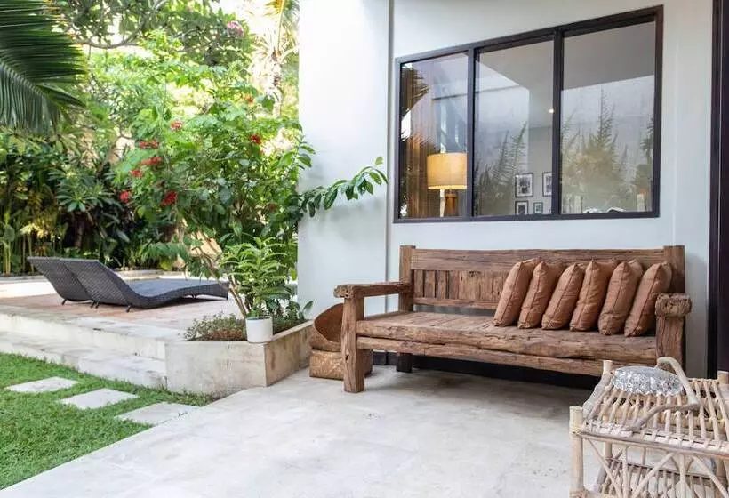 ホテル Balian Surf Villas