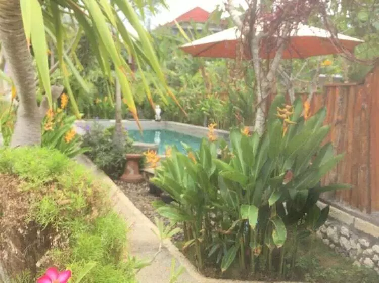 ホテル Putra Bali Villa By Bukit Vista