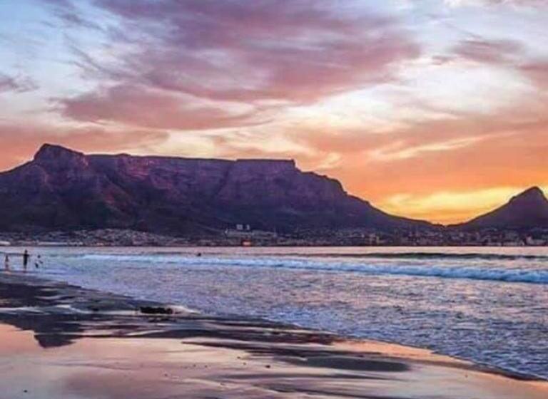 Melkbosstrand Bed And Breakfast