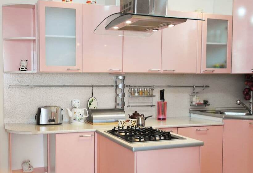 פנסיון Guest House Suncity