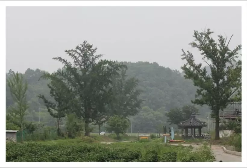 Majatalo Gwiae Traditional House