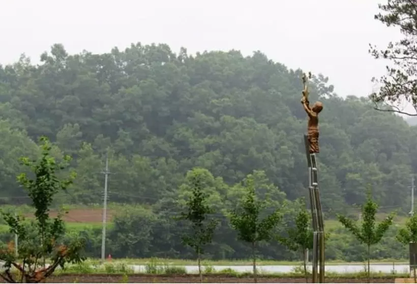 Majatalo Gwiae Traditional House