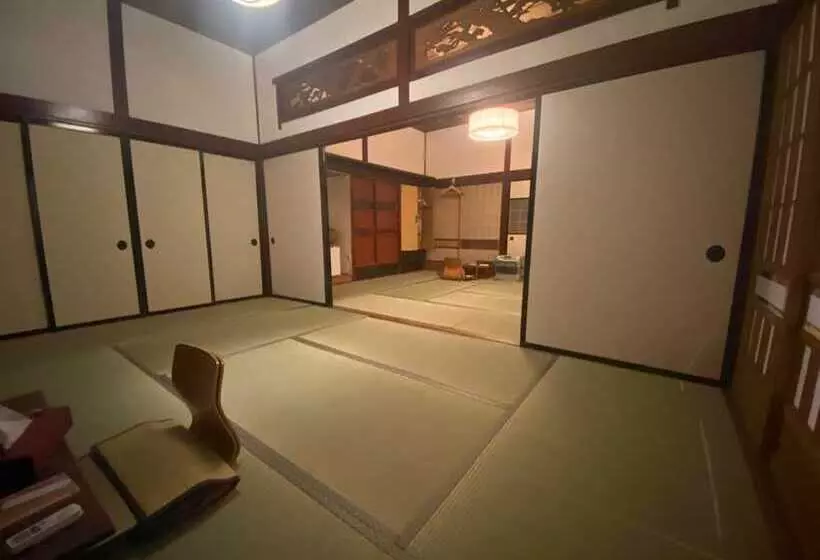 ペンション Traveler's Wharf Shichigahama