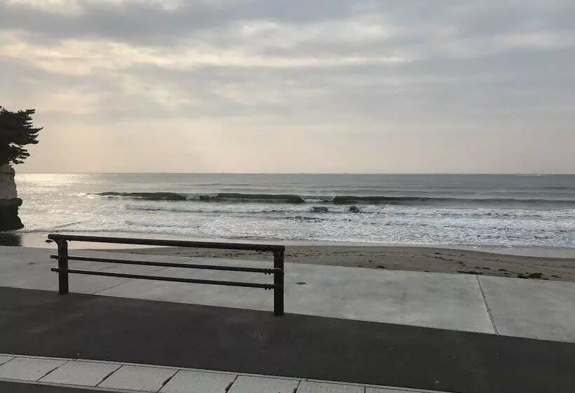 ペンション Traveler's Wharf Shichigahama