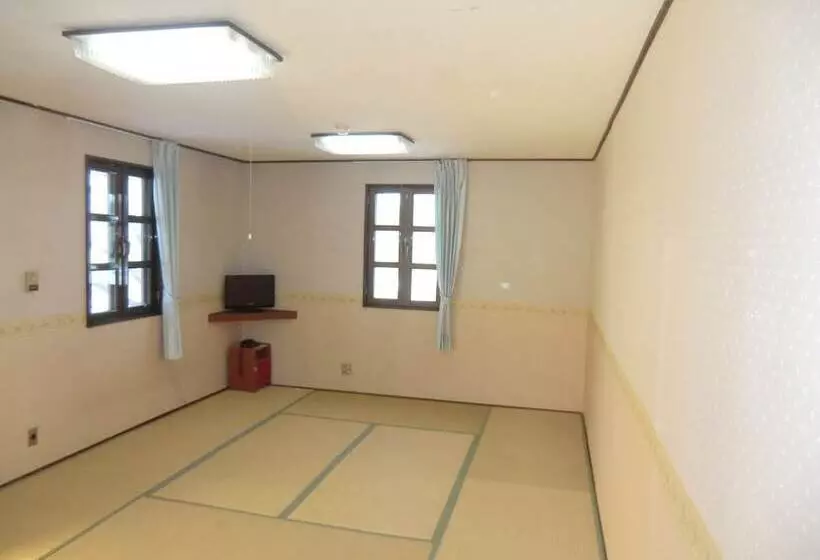 Pension Aoki