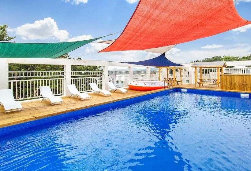 Yeongheungdo Tour Pension