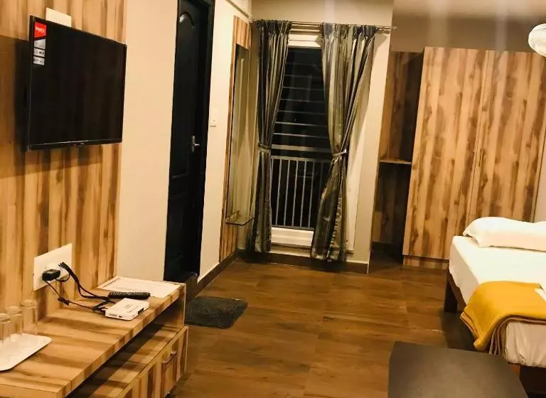 ユースホステル Sharada Residency