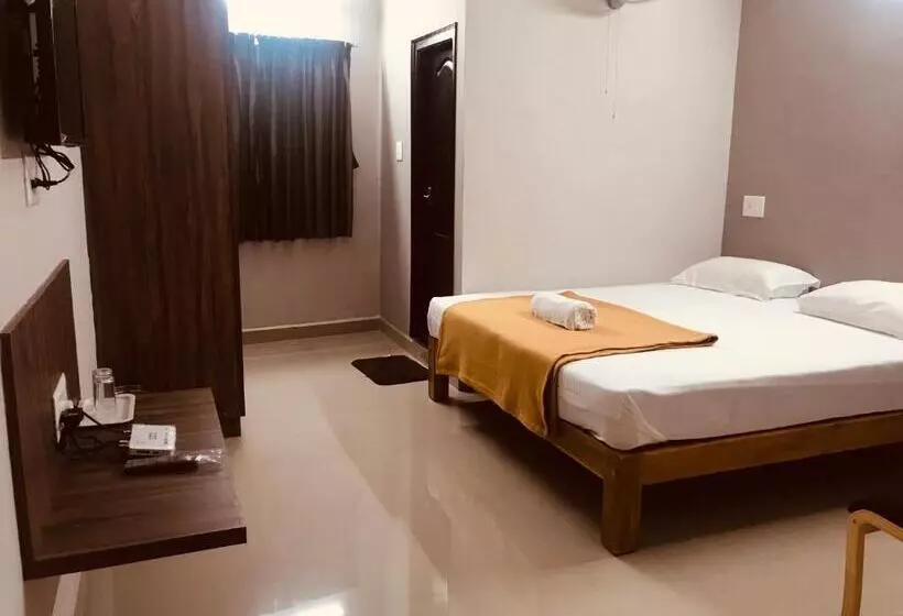 ユースホステル Sharada Residency