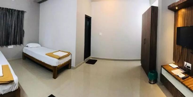 ユースホステル Sharada Residency