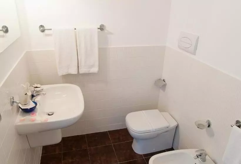 ベッドアンドブレックファースト Bookbreakfast