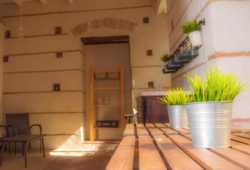 ベッドアンドブレックファースト Bookbreakfast