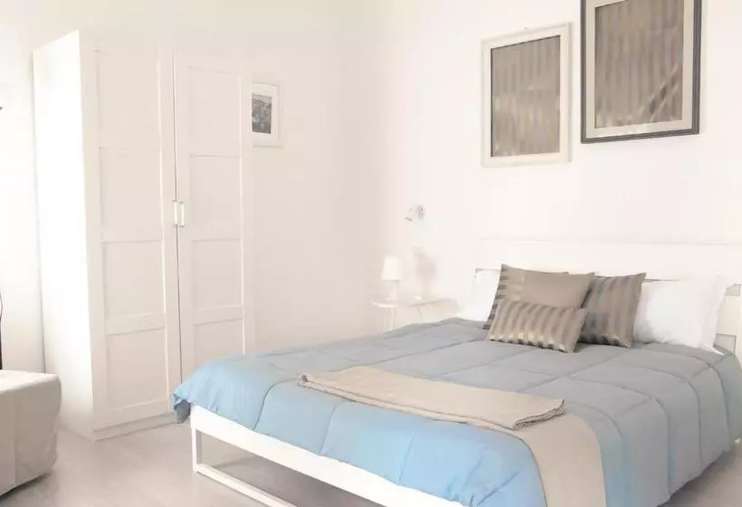 ベッドアンドブレックファースト Bookbreakfast