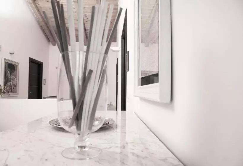 ベッドアンドブレックファースト Bookbreakfast