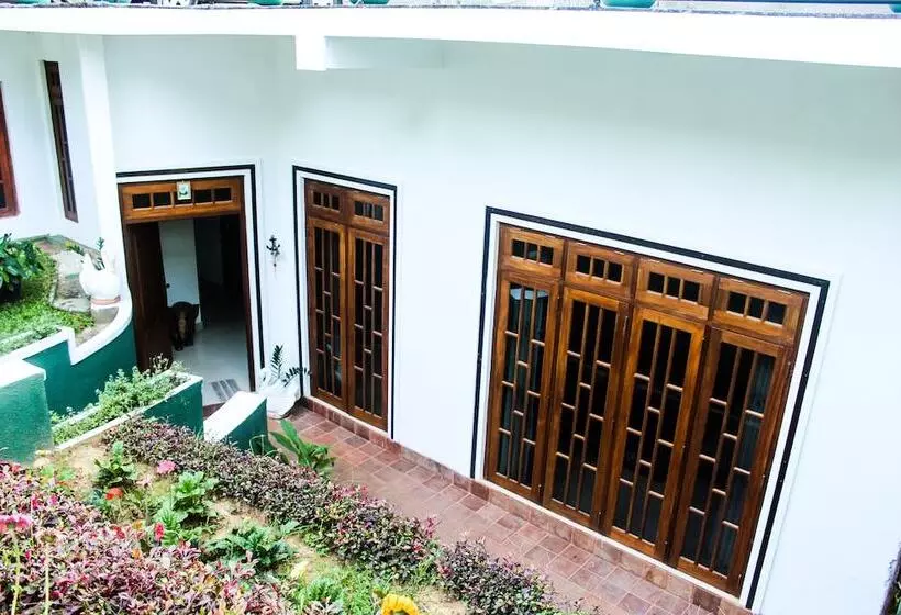 Aamiaismajoitus (B&B) Kandy Guesthouse
