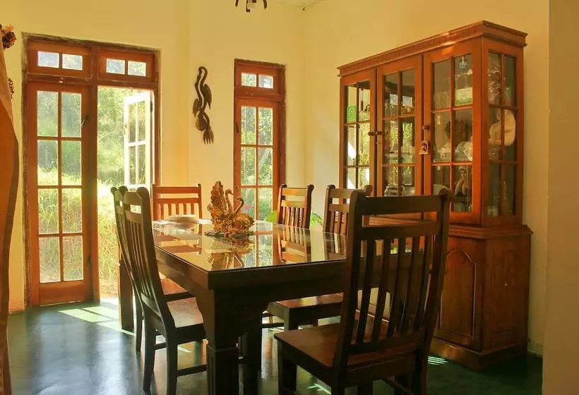 Aamiaismajoitus (B&B) Kandy Guesthouse