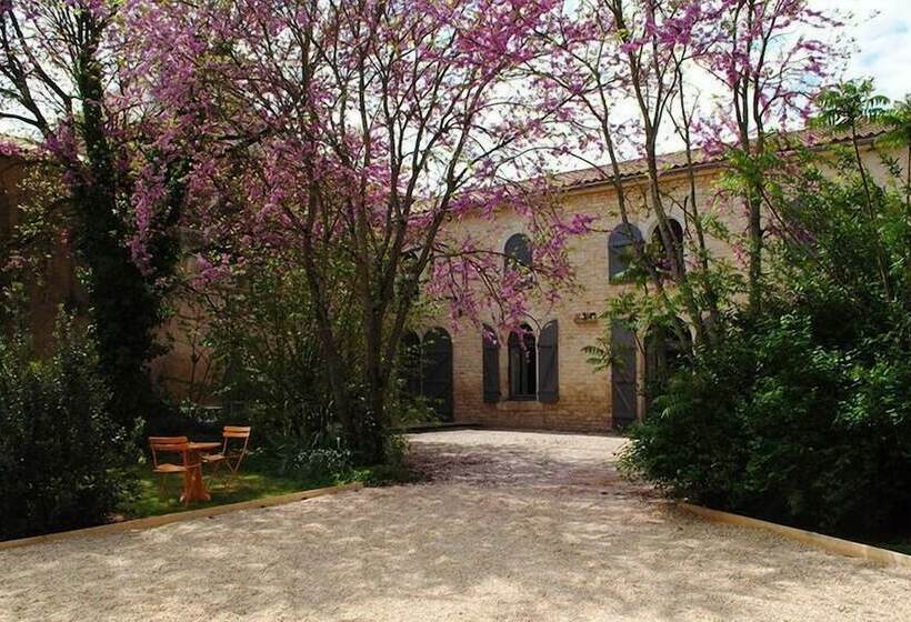 住宿加早餐  La Poussardiere Chambres D Hotes