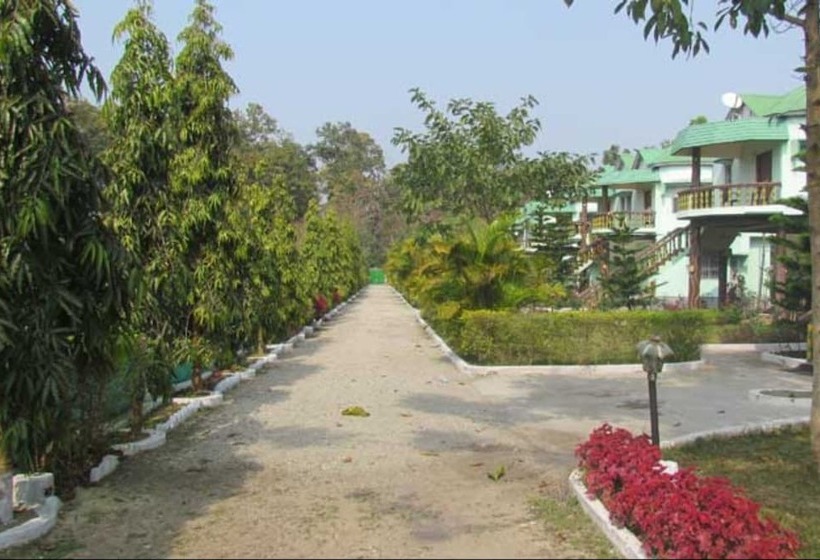 Chilapata Green Resort   Hostel