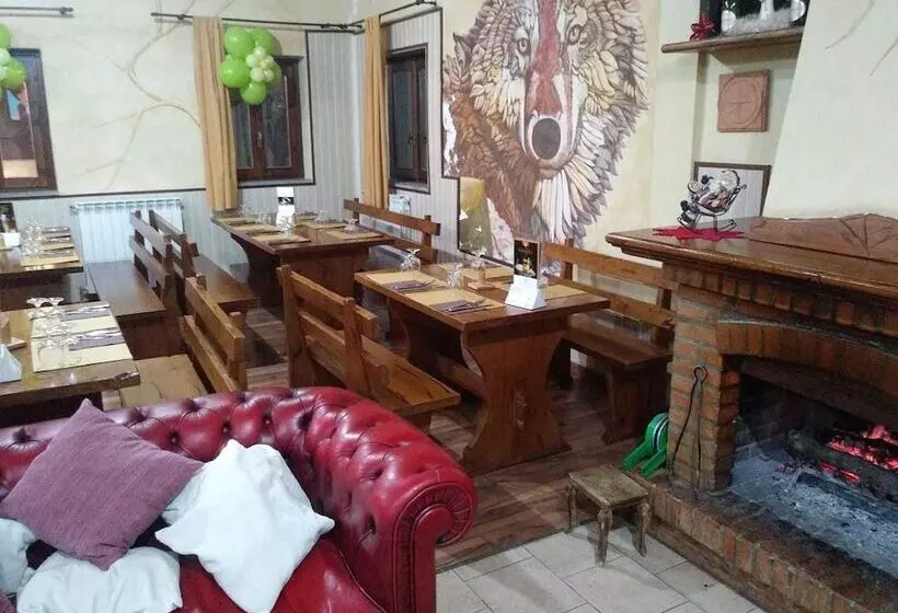 Hostelli Ristorante Albergo Rifugio Montescuro