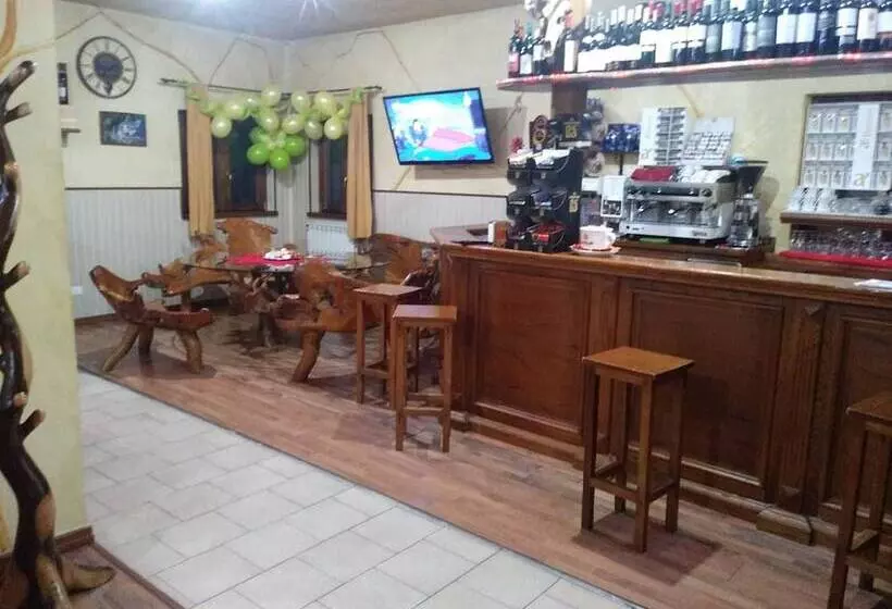 Hostelli Ristorante Albergo Rifugio Montescuro