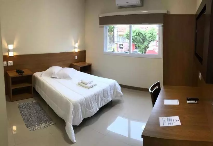 ホテル Ipe Palace