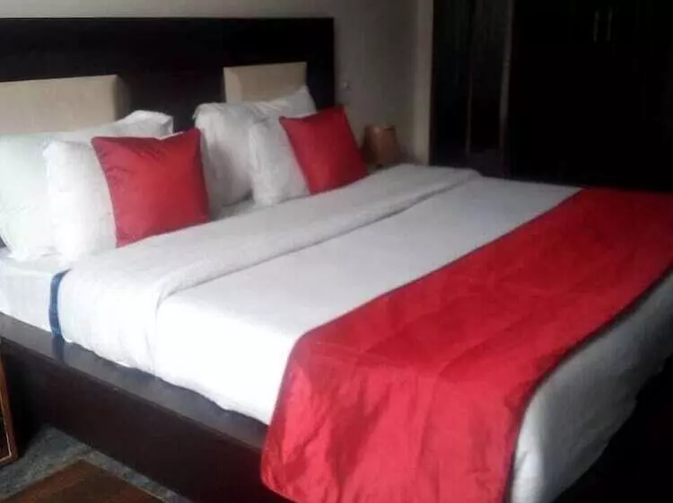 ホテル Kc Regency