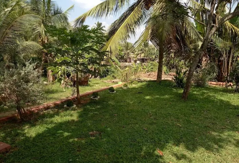 ホテル Lake Garden Villa   Kelaniya