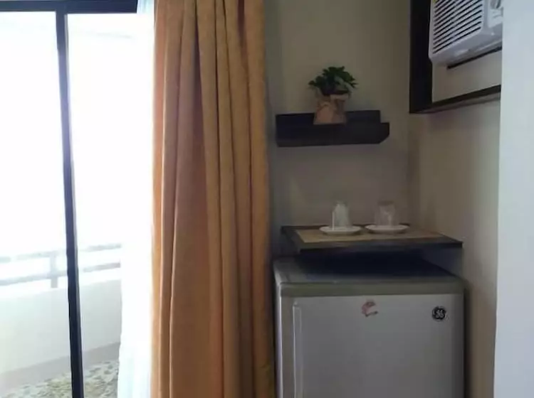 هتل Marjhun's Apartelle
