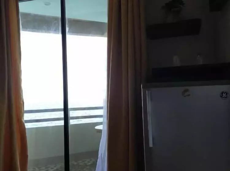 هتل Marjhun's Apartelle