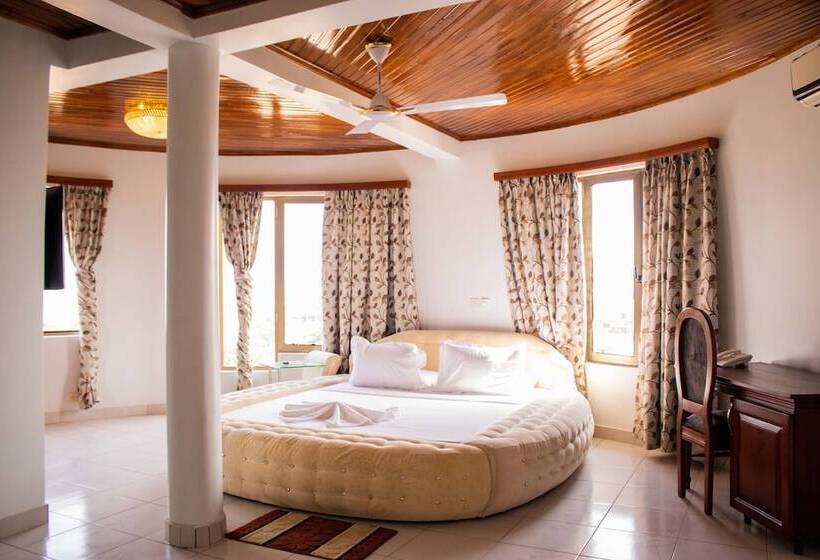 Hotel Odjidja Royal Palace