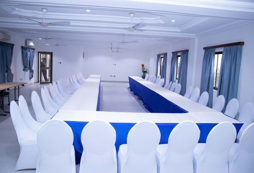 Hotel Odjidja Royal Palace