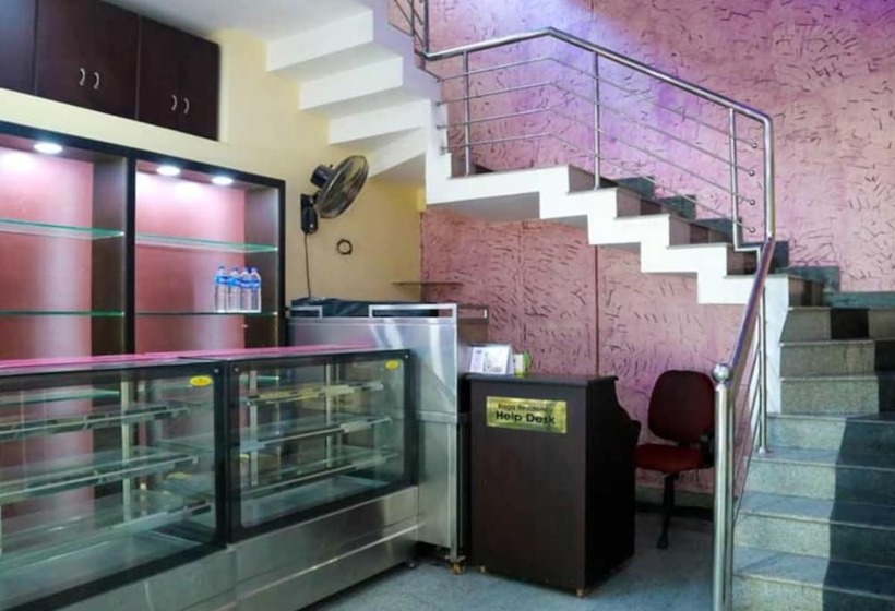 فندق Raga Residency
