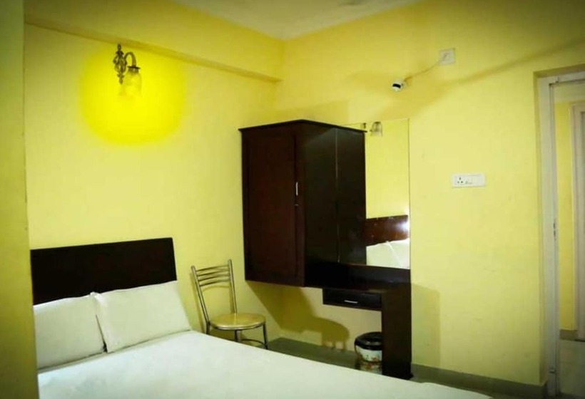 فندق Raga Residency