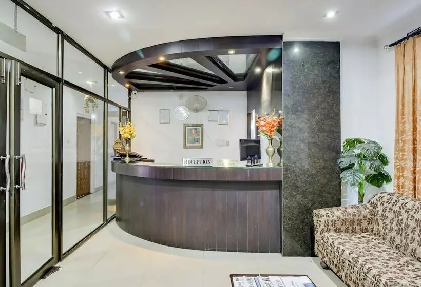 Hotelli Royal Park By Oyo Rooms