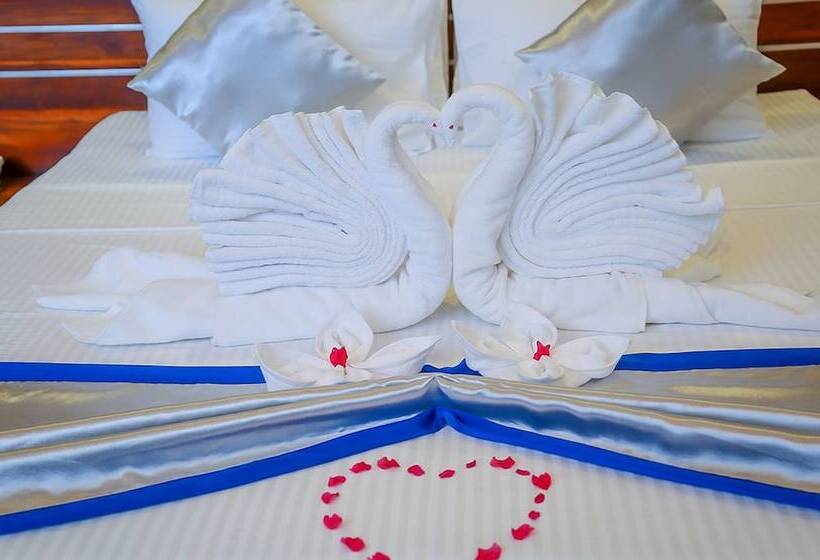 Hotel Saru Blue Sapphire