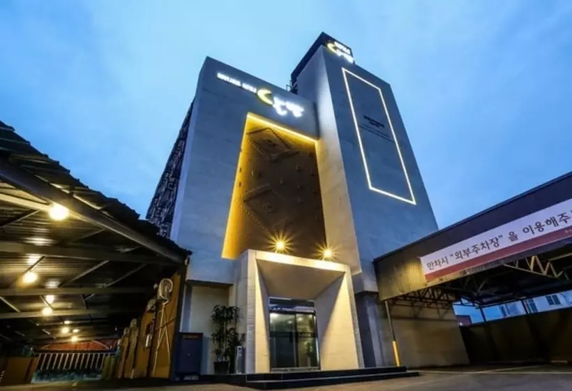ホテル Seocheon Dalbam